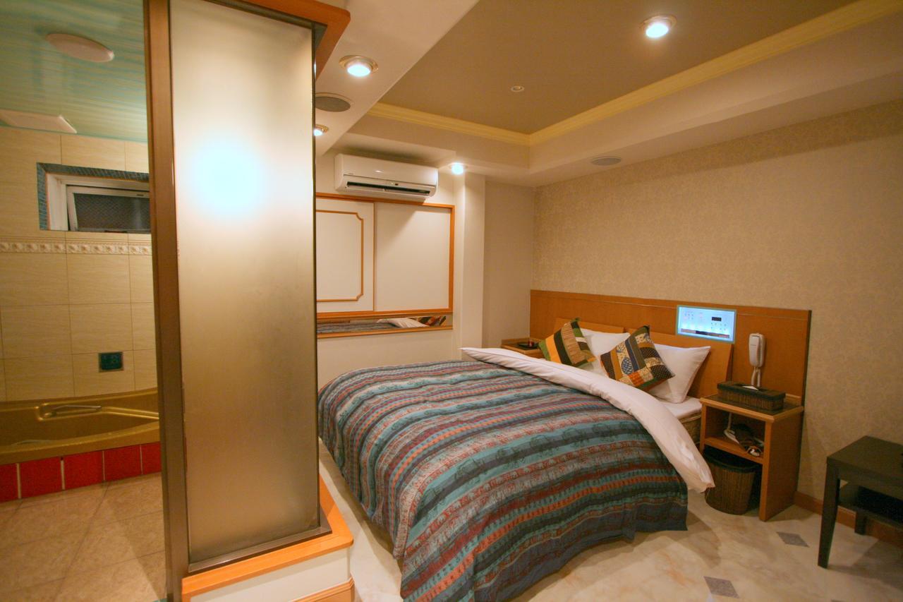 Hotel Celavie Osakajokitazume (Adults Only) Eksteriør billede